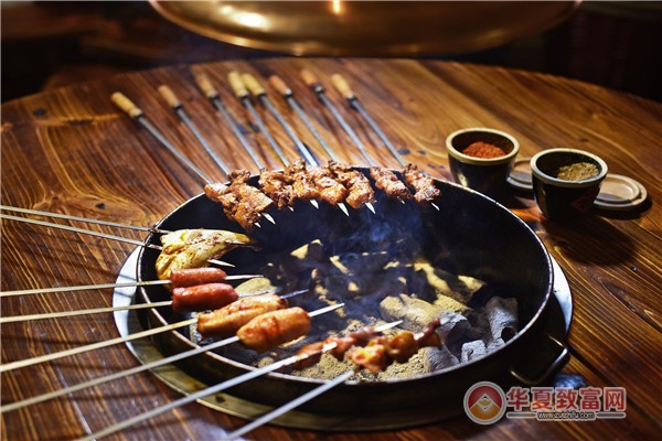 牛小花烤肉加盟